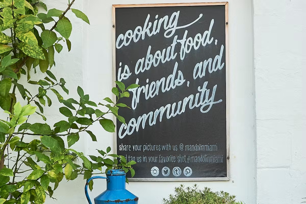 Mandolin Aegean Bistro — photo 6