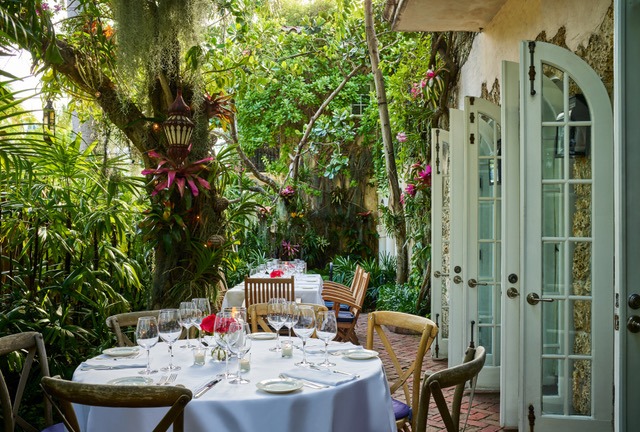 Casa Tua Miami Beach — photo 1